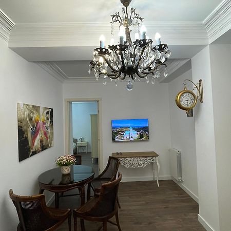 Picasso Apartment Kutaisi Bagian luar foto